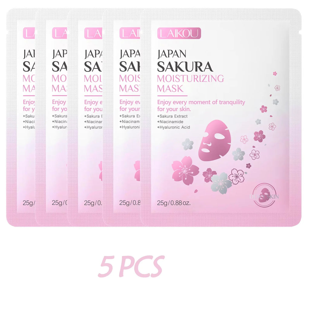 Packaging of Japan Sakura moisturizing masks with pink and white design.