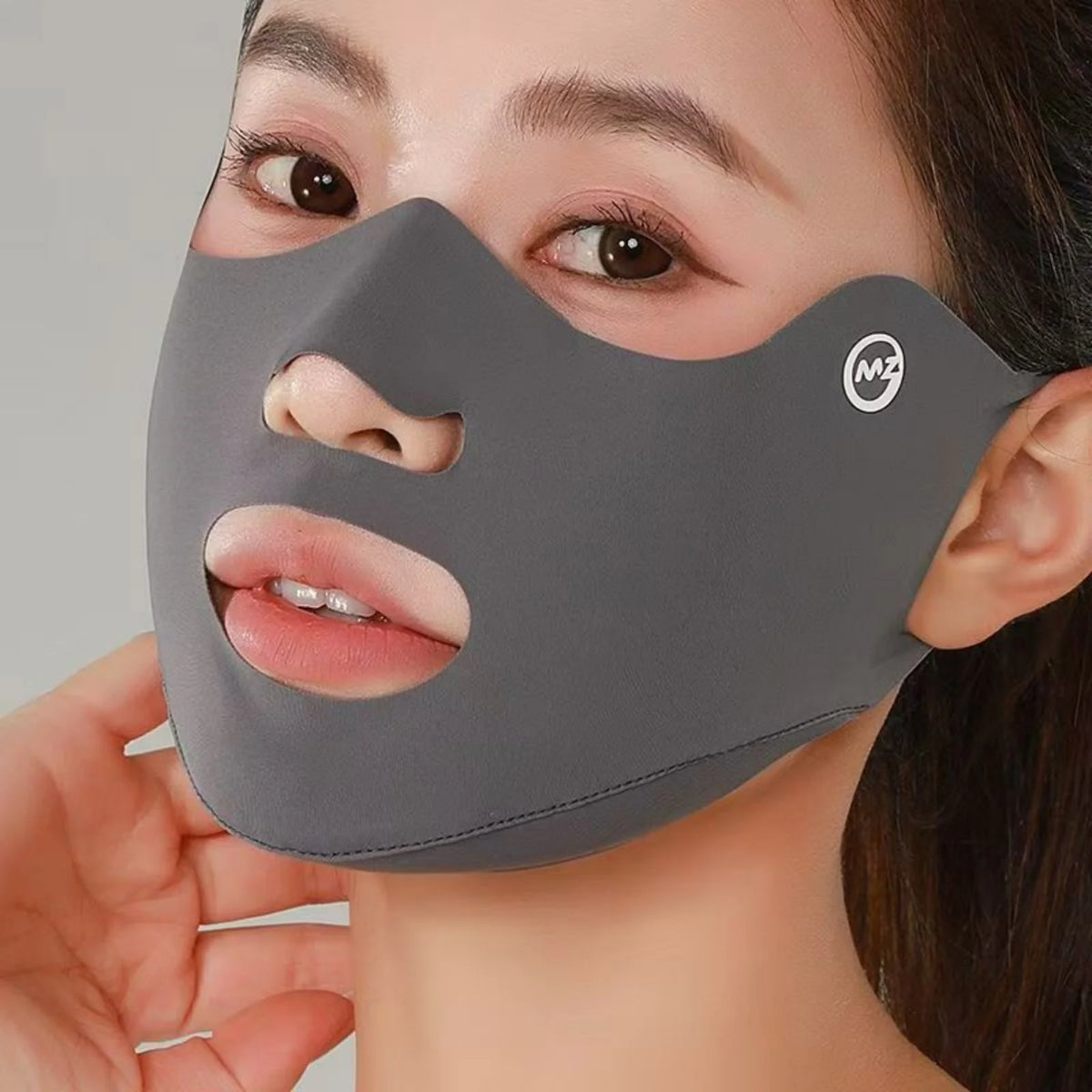 Ice Silk UPF 50+ Sun Protection Face Mask – Breathable, Washable & Anti-UV